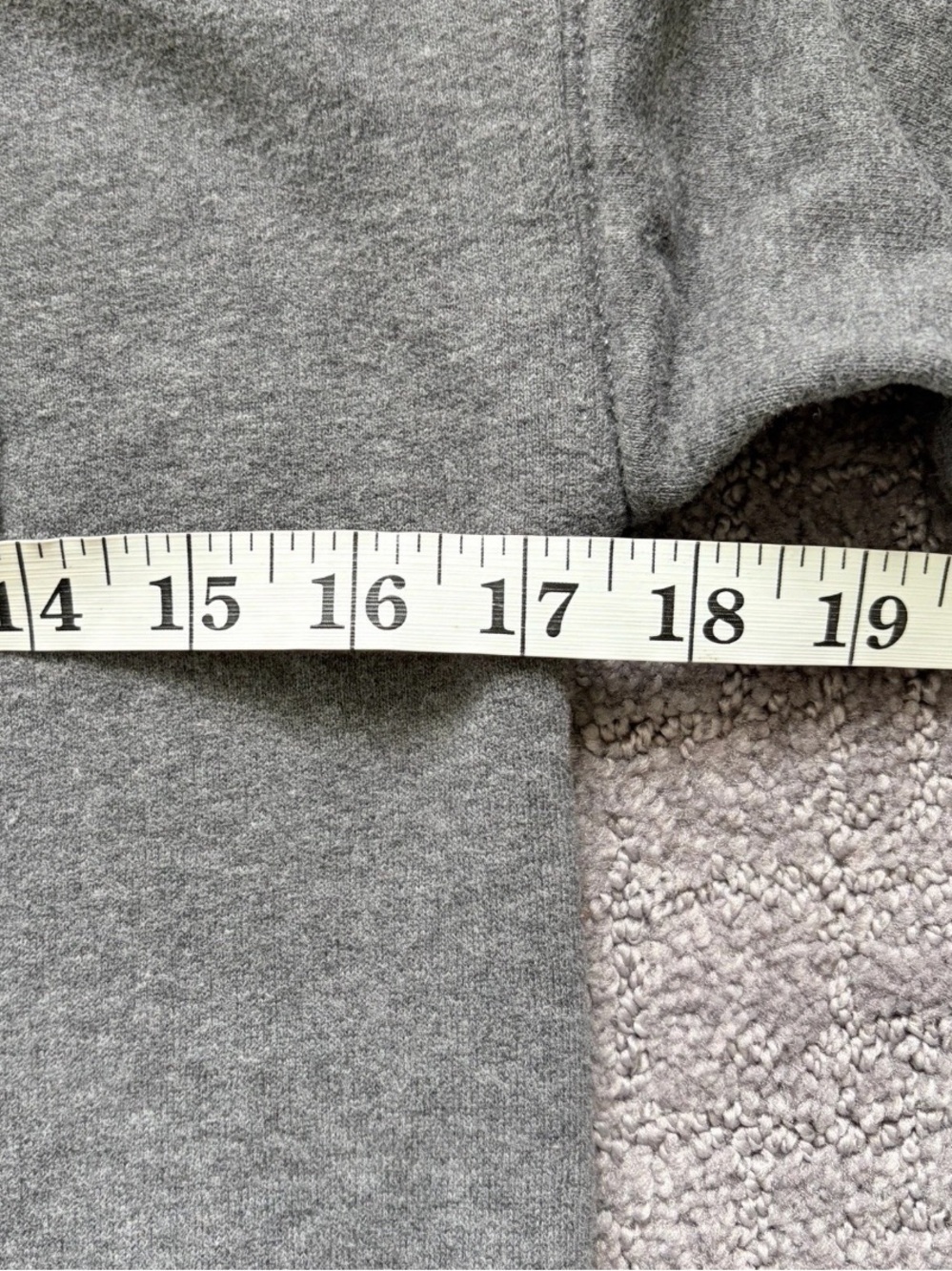 POLO RALPH LAUREN Sweatshirt Girls Youth Medium 8/10 Gray Patch Logo Pullover - Picture 9 of 11